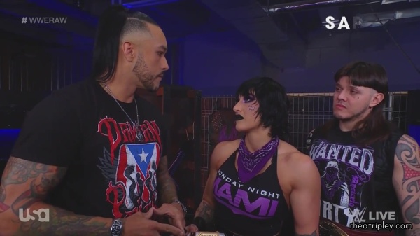 WWE_Monday_Night_Raw_2023_08_21_1080p_HDTV_x264-NWCHD_part_5_101.jpg