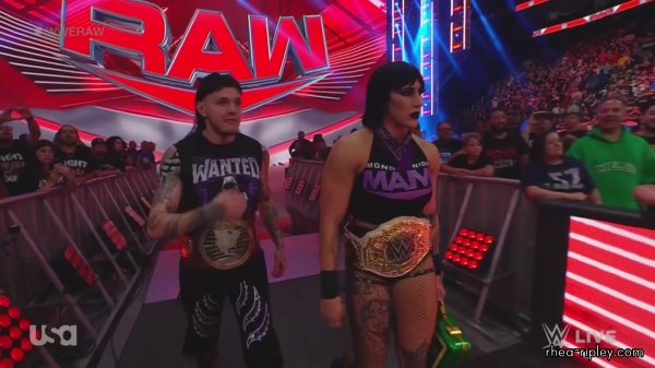 WWE_Monday_Night_Raw_2023_08_21_1080p_HDTV_x264-NWCHD_part_6_0182.jpg