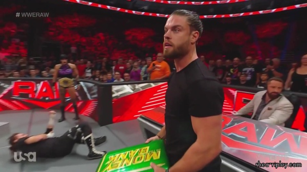WWE_Monday_Night_Raw_2023_08_21_1080p_HDTV_x264-NWCHD_part_6_0714.jpg
