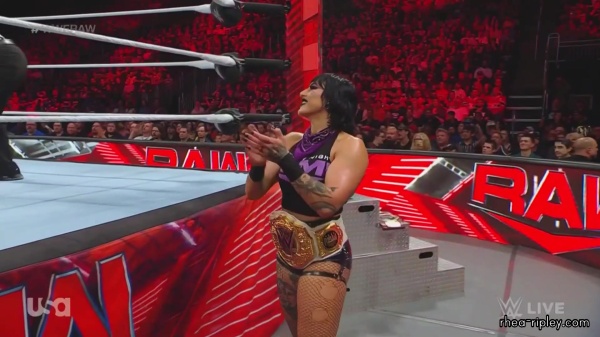 WWE_Monday_Night_Raw_2023_08_21_1080p_HDTV_x264-NWCHD_part_6_1471.jpg