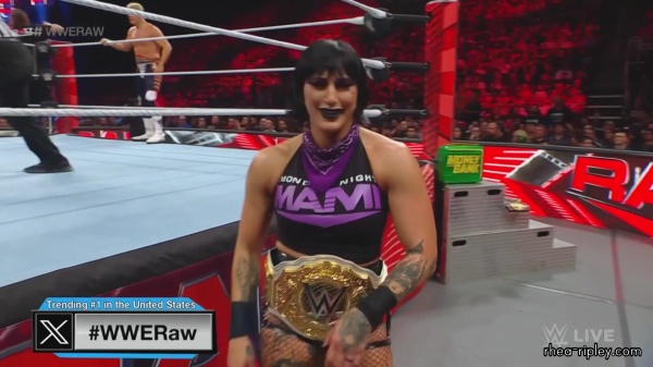 WWE_Monday_Night_Raw_2023_08_21_1080p_HDTV_x264-NWCHD_part_6_2126.jpg