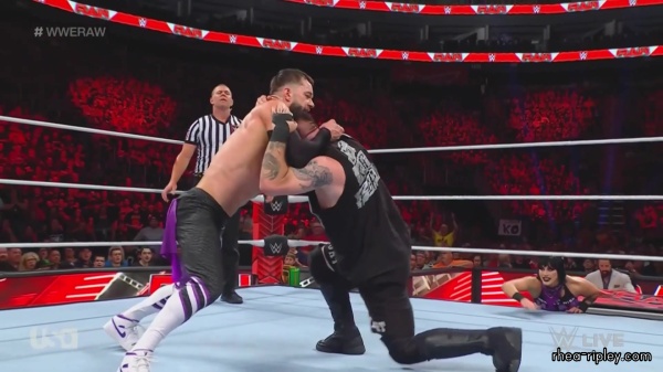 WWE_Monday_Night_Raw_2023_08_21_1080p_HDTV_x264-NWCHD_part_6_2165.jpg