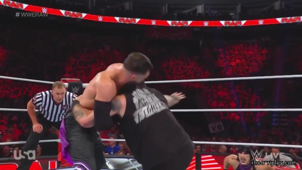 WWE_Monday_Night_Raw_2023_08_21_1080p_HDTV_x264-NWCHD_part_6_2174.jpg