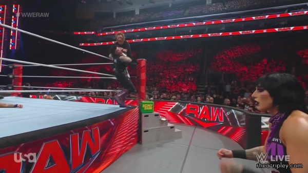 WWE_Monday_Night_Raw_2023_08_21_1080p_HDTV_x264-NWCHD_part_6_2531.jpg