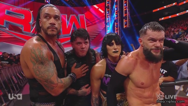WWE_Monday_Night_Raw_2023_08_21_1080p_HDTV_x264-NWCHD_part_6_3247.jpg