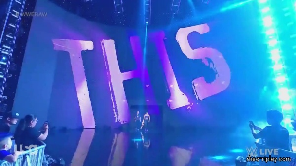 WWE_Monday_Night_Raw_2023_08_28_1080p_HDTV_x264-NWCHD_part_2_0055.jpg