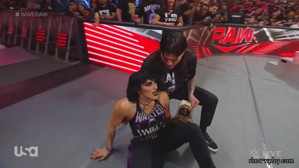 WWE_Monday_Night_Raw_2023_08_28_1080p_HDTV_x264-NWCHD_part_2_1051.jpg