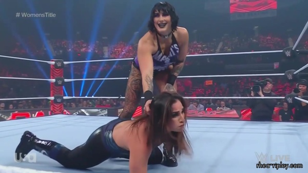WWE_Monday_Night_Raw_2023_09_11_720p_HDTV_x264-NWCHD_part_3_1100.jpg
