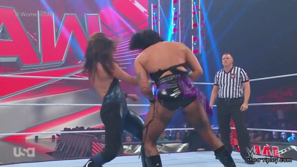 Click to view full size image
==============
WWE_Monday_Night_Raw_2023_09_11_720p_HDTV_x264-NWCHD_part_3_1922.jpg WWE_Monday_Night_Raw_2023_09_11_720p_HDTV_x264-NWCHD_part_3_1922.jpg