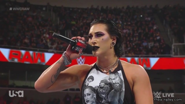 WWE_Monday_Night_Raw_2023_10_02_720p_HDTV_x264-NWCHD_0394.jpg