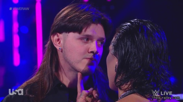 WWE_Monday_Night_Raw_2023_10_02_720p_HDTV_x264-NWCHD_1626.jpg
