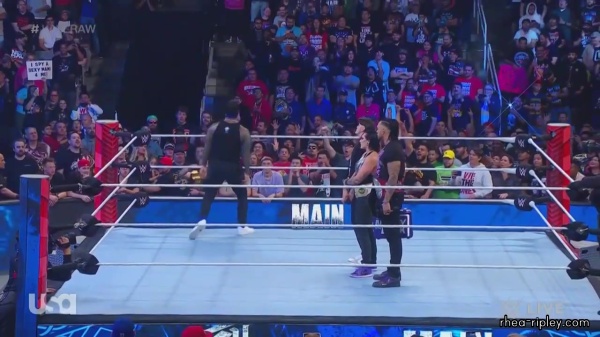 WWE_Monday_Night_Raw_2023_10_02_720p_HDTV_x264-NWCHD_1886.jpg