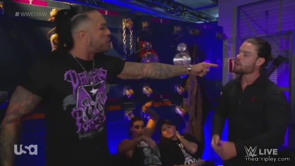 WWE_Monday_Night_Raw_2023_10_02_720p_HDTV_x264-NWCHD_part_2_074.jpg