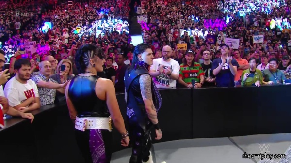 WWE_Money_In_The_Bank_2023_Rhea_Ringside_Attacks_Cody_0747.jpg