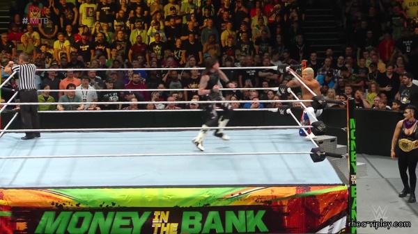 Click to view full size image
==============
WWE_Money_In_The_Bank_2023_Rhea_Ringside_Attacks_Cody_1337.jpg WWE_Money_In_The_Bank_2023_Rhea_Ringside_Attacks_Cody_1337.jpg