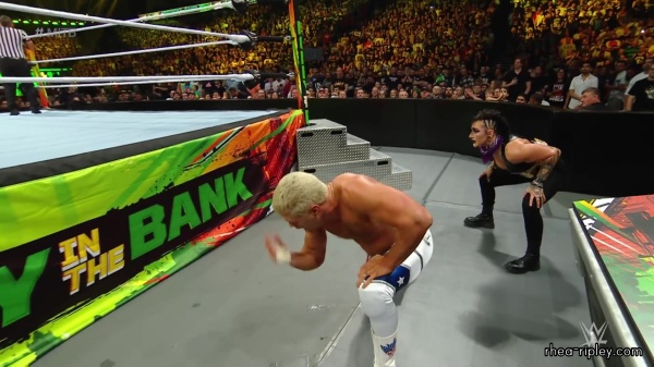 Click to view full size image
==============
WWE_Money_In_The_Bank_2023_Rhea_Ringside_Attacks_Cody_1356.jpg WWE_Money_In_The_Bank_2023_Rhea_Ringside_Attacks_Cody_1356.jpg
