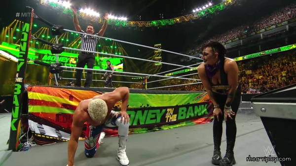 WWE_Money_In_The_Bank_2023_Rhea_Ringside_Attacks_Cody_1573.jpg