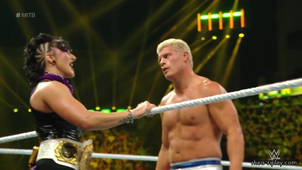 Click to view full size image
==============
WWE_Money_In_The_Bank_2023_Rhea_Ringside_Attacks_Cody_1780.jpg WWE_Money_In_The_Bank_2023_Rhea_Ringside_Attacks_Cody_1780.jpg