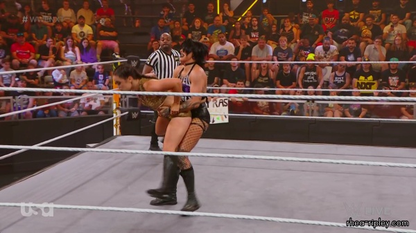 WWE_NXT_2023_07_25_USAN_1080p_WEB_h264-HEEL_mkv1048.jpg