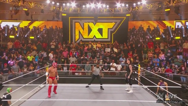WWE_NXT_2023_08_08_1080p_HDTV_x264-NWCHD_part_3_0309.jpg