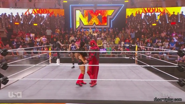 WWE_NXT_2023_08_22_Heatwave_1080p_HDTV_x264-NWCHD_part_2_0915.jpg