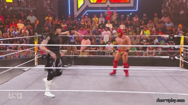 WWE_NXT_2023_08_22_Heatwave_1080p_HDTV_x264-NWCHD_part_2_1010.jpg