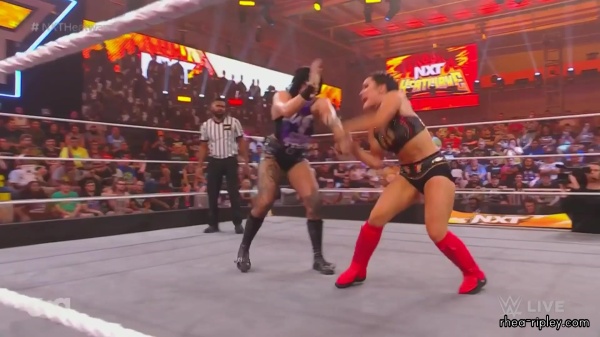 WWE_NXT_2023_08_22_Heatwave_1080p_HDTV_x264-NWCHD_part_2_1359.jpg