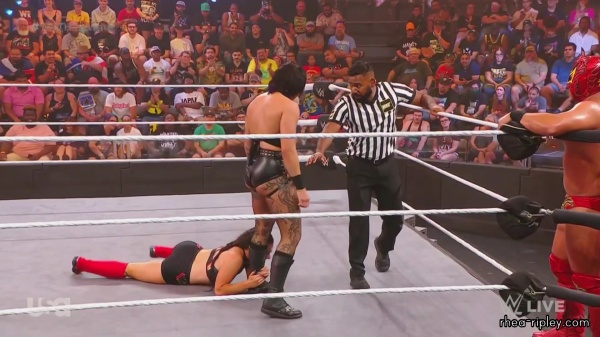WWE_NXT_2023_08_22_Heatwave_1080p_HDTV_x264-NWCHD_part_2_2861.jpg