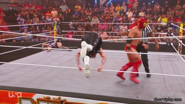 WWE_NXT_2023_08_22_Heatwave_1080p_HDTV_x264-NWCHD_part_2_3207.jpg