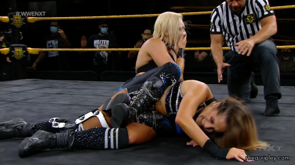 WWE_NXT_AUG__052C_2020_1034.jpg