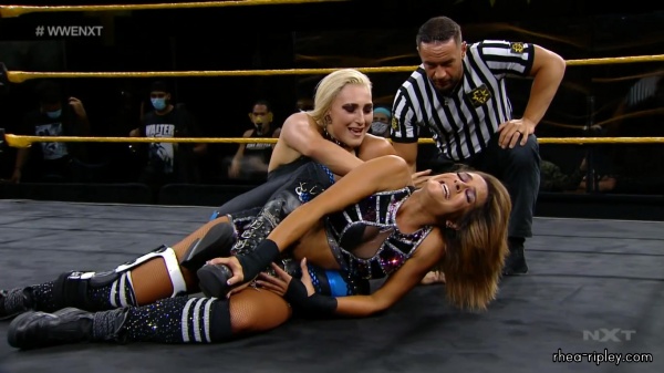 WWE_NXT_AUG__052C_2020_1044.jpg