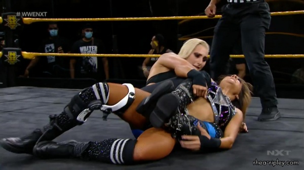 WWE_NXT_AUG__052C_2020_1053.jpg