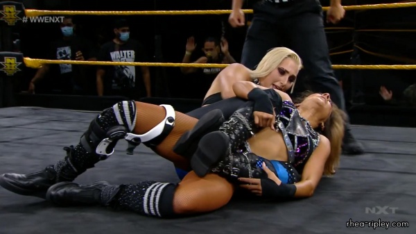 WWE_NXT_AUG__052C_2020_1054.jpg