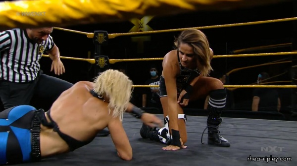 WWE_NXT_AUG__052C_2020_1873.jpg