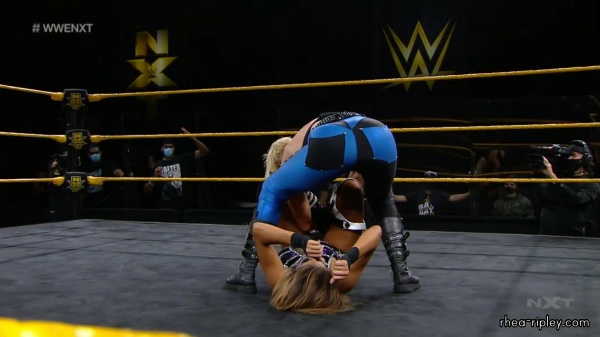 WWE_NXT_AUG__052C_2020_1915.jpg