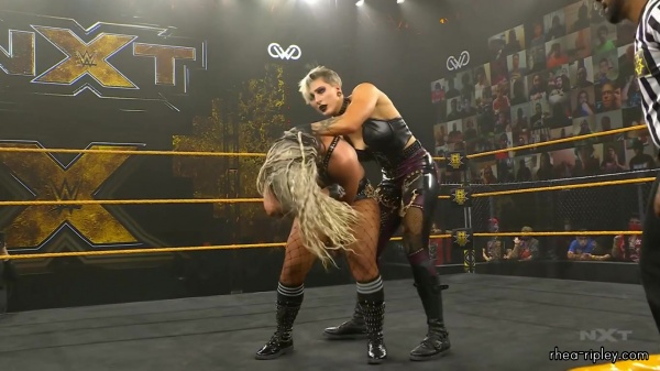 WWE_NXT_DEC__162C_2020_1258.jpg