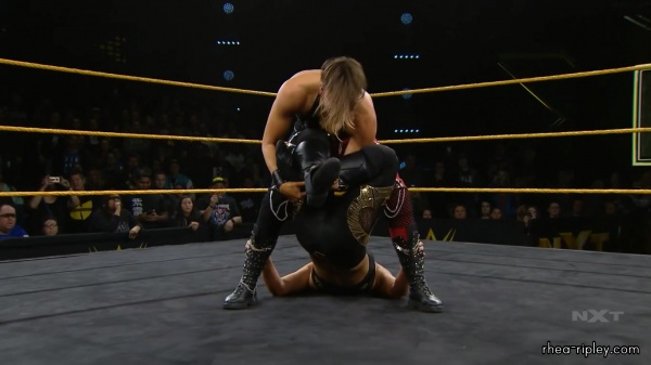 WWE_NXT_DEC__182C_2019_2410.jpg