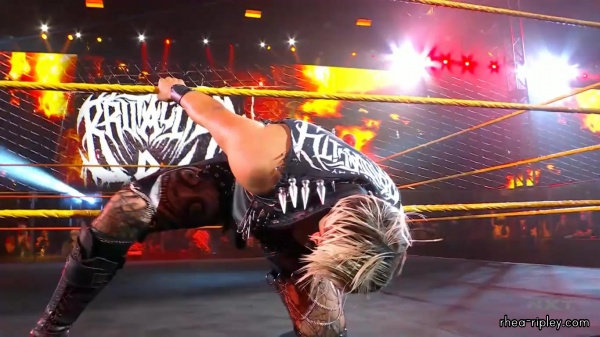 WWE_NXT_DEC__232C_2020_0200.jpg