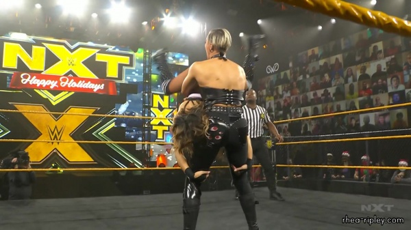 WWE_NXT_DEC__232C_2020_0583.jpg