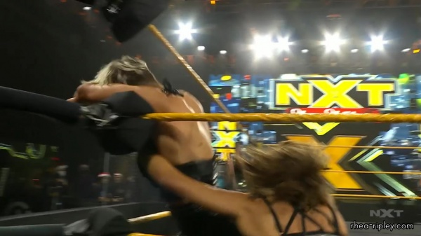 WWE_NXT_DEC__232C_2020_1164.jpg