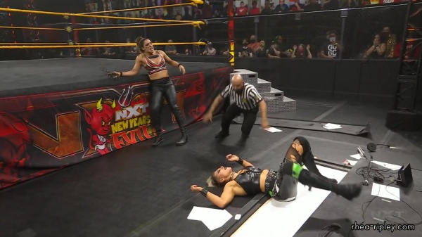 WWE_NXT_JAN__062C_2021_1227.jpg