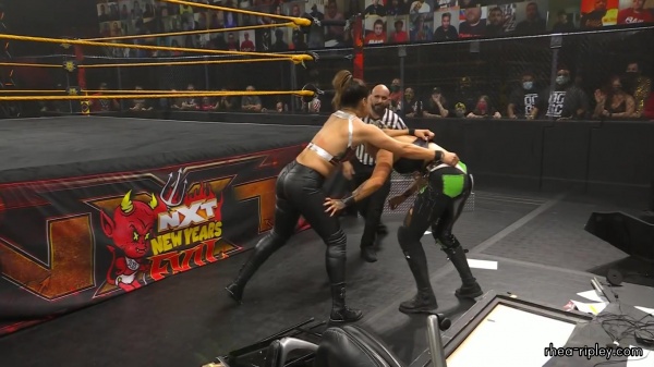 WWE_NXT_JAN__062C_2021_1338.jpg