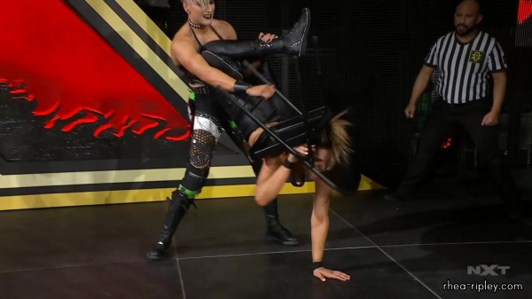 WWE_NXT_JAN__062C_2021_2158.jpg