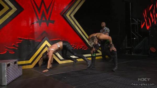 WWE_NXT_JAN__062C_2021_2326.jpg