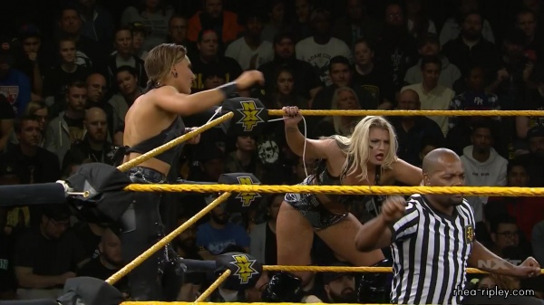 WWE_NXT_JAN__082C_2020_1998.jpg