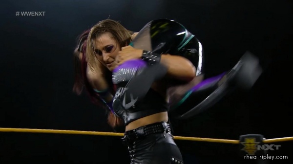 WWE_NXT_MAY_202C_2020_0413.jpg