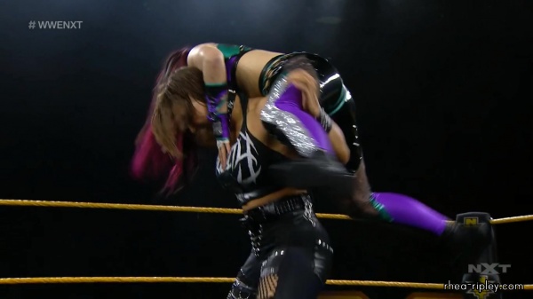 WWE_NXT_MAY_202C_2020_0415.jpg