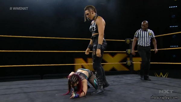 WWE_NXT_MAY_202C_2020_0520.jpg