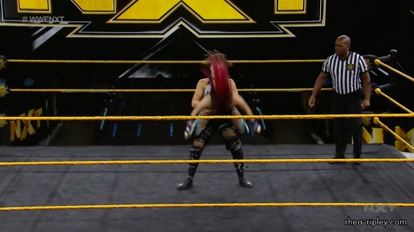 WWE_NXT_MAY_202C_2020_0570.jpg