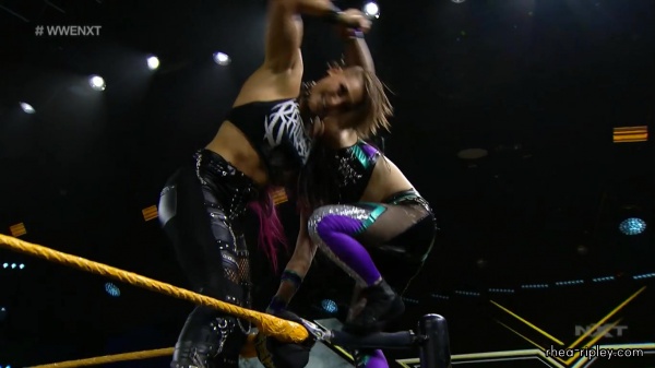 WWE_NXT_MAY_202C_2020_0900.jpg